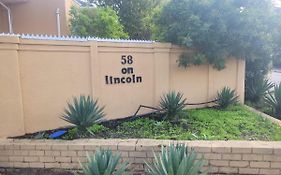 Zenith House Boston Self Catering Accomodation